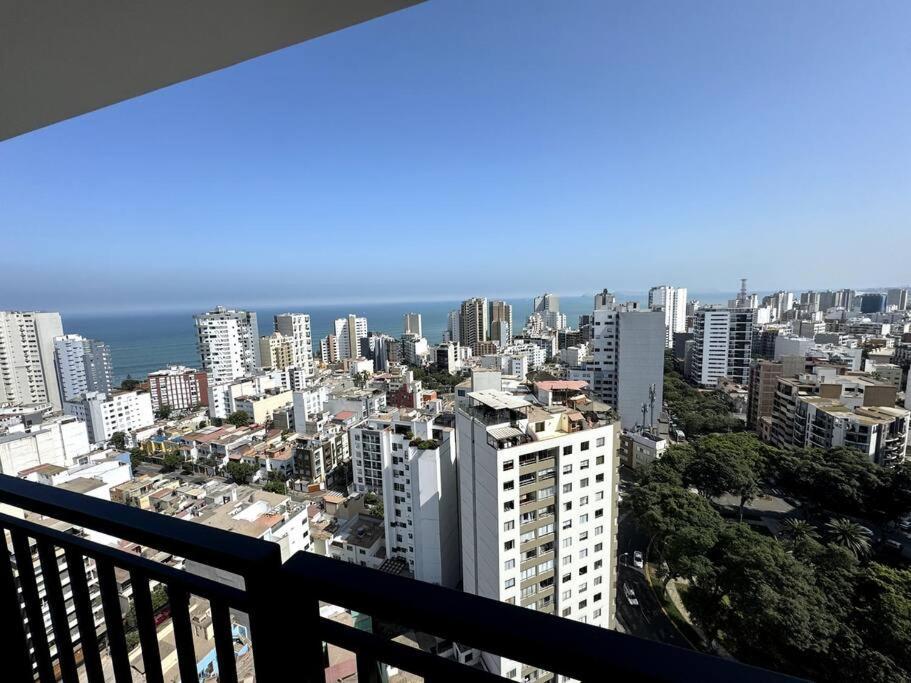 Luxury With Ocean View Apartment Lima
